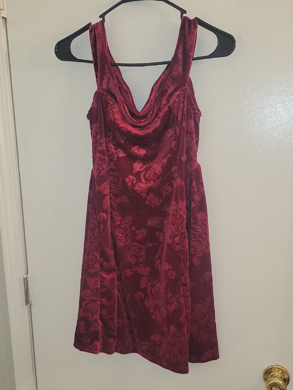 SHEIN Burgundy Label Tag Dress